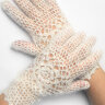 Ажурные пуховые перчатки (белые)
